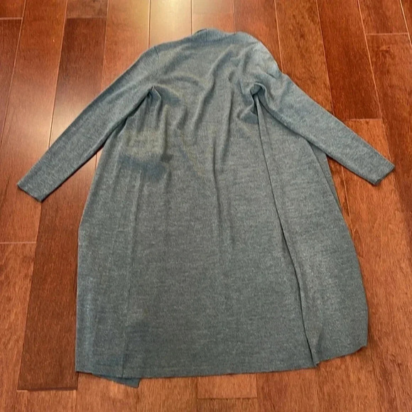 NWT Eileen Fisher 100% Wool Cardigan - Picture 5 of 10